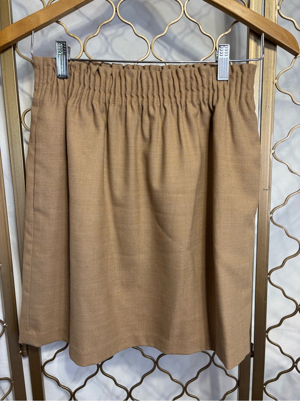 J. Crew Camel Elastic-Waist A-Line Wool Blend Skirt in size 2, Great Condition